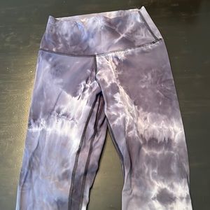Colorfulkoala leggings grey tie dye size S